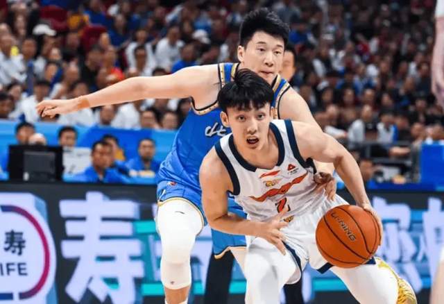广东被淘汰4将低迷太致命！徐杰攻守崩盘，麦考尔+双大外副作用！